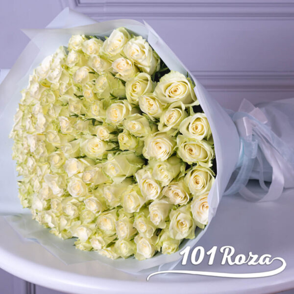 101 белая роза 40 см