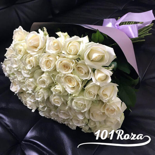 51 белая роза 70 см